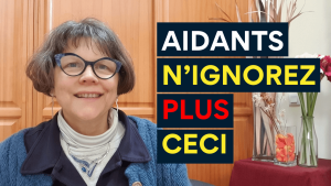 AIDANTS N'IGNOREZ PLUS CECI sur des bannières noires avec du texte blanc, jaune et rouge. Et Sonia Weyers qui sourit, assise dans son bureau. Cette vidéo parle de soutien pour les aidants